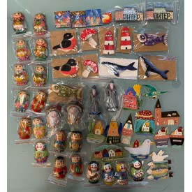 Collection of souvenir fridge magnets (51 pieces)